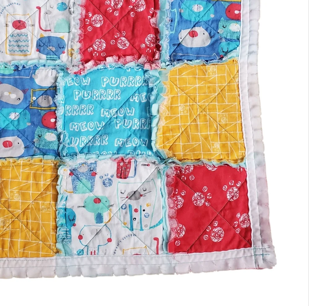 New Homemade Colorful Baby Rag Quilt Cats / Paw Prints